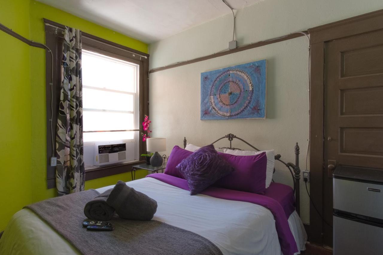 Lucky D'S Youth And Traveler'S Hostel San Diego Esterno foto
