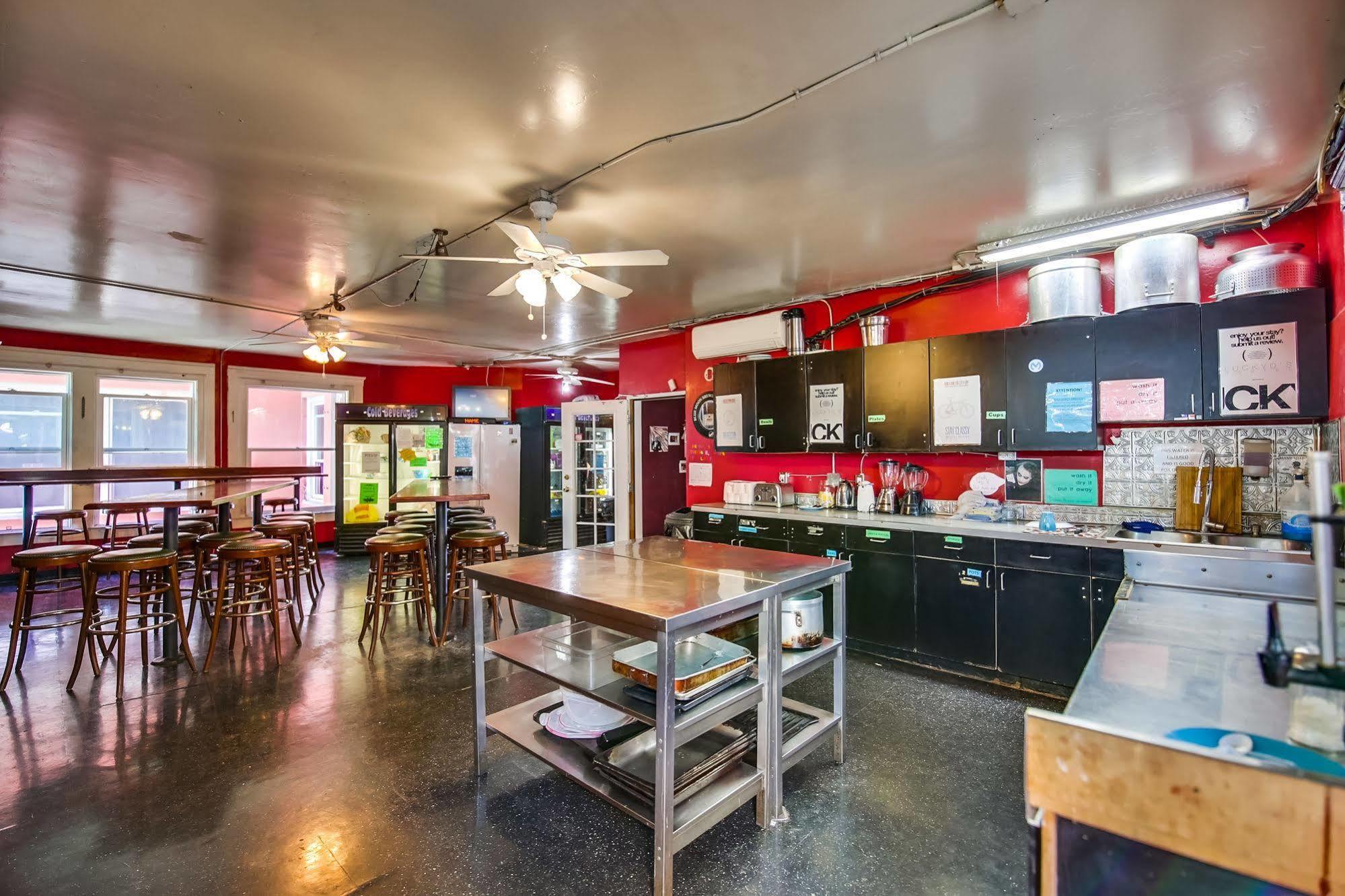 Lucky D'S Youth And Traveler'S Hostel San Diego Esterno foto