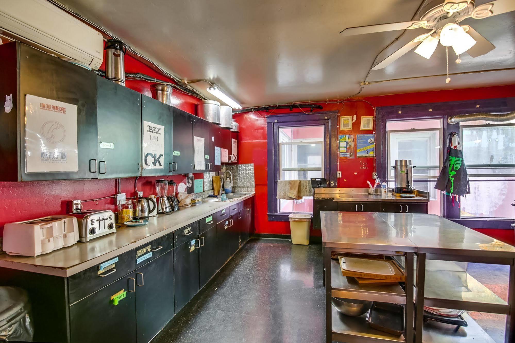 Lucky D'S Youth And Traveler'S Hostel San Diego Esterno foto