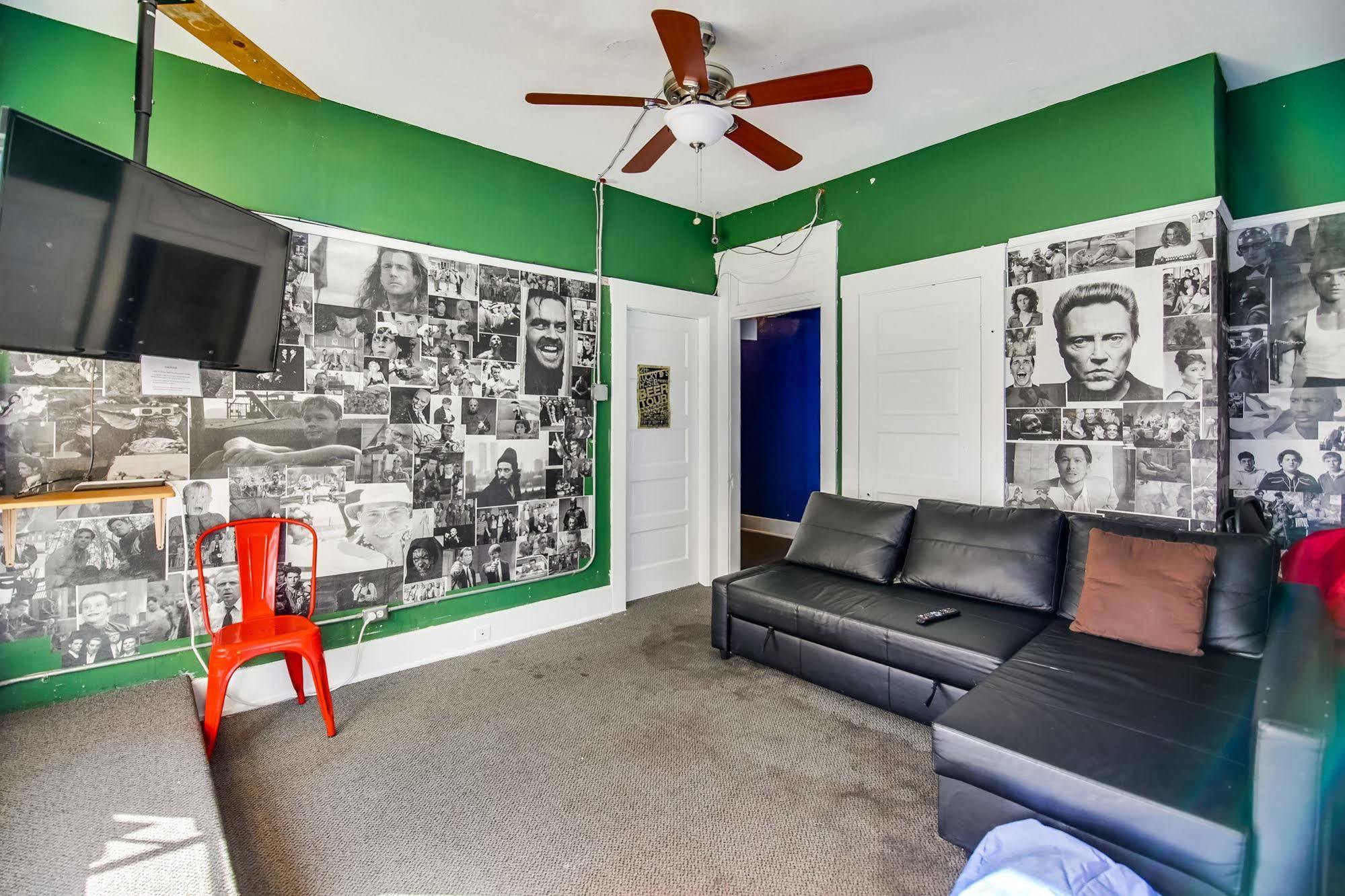 Lucky D'S Youth And Traveler'S Hostel San Diego Esterno foto